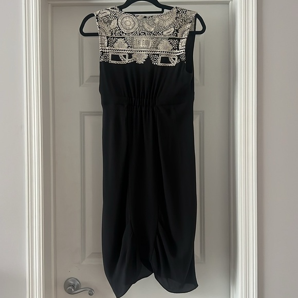 Anthro Meadow Rue Embroided Grey Tulip Dress 6 - Picture 4 of 4